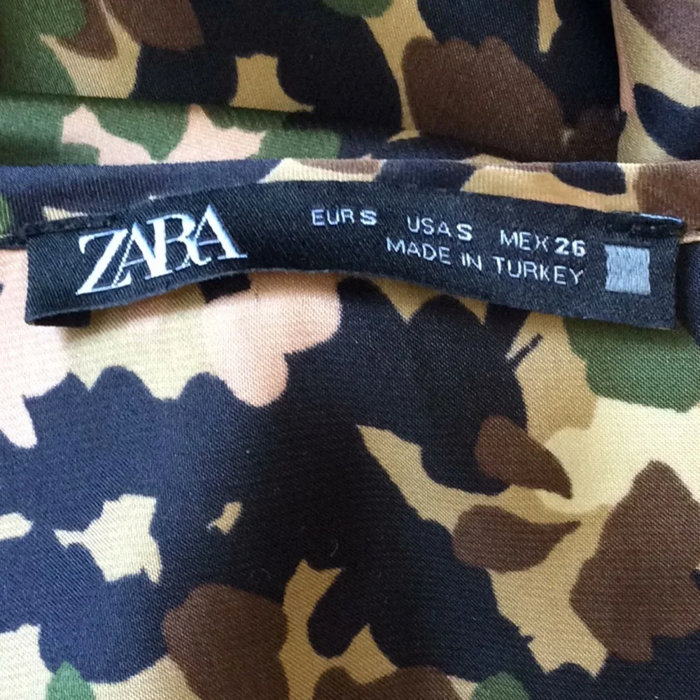 Zara dress like new - Picture 8 of 11